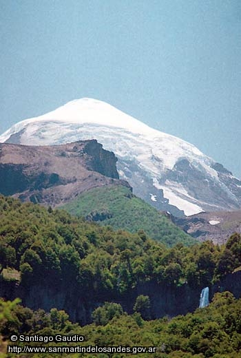Foto Volcán Lanín desde el Paimún (Santiago Gaudio)