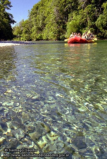 Foto Rafting en el río Hua hum (Santiago Gaudio)